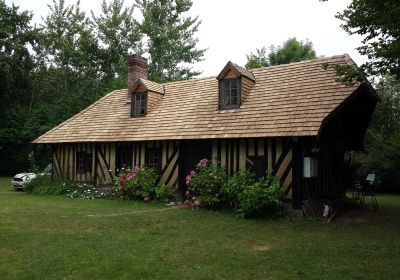 LONGERE NORMANDE à Lisieux, Calvados France